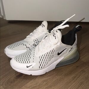 Nike Air Max 270